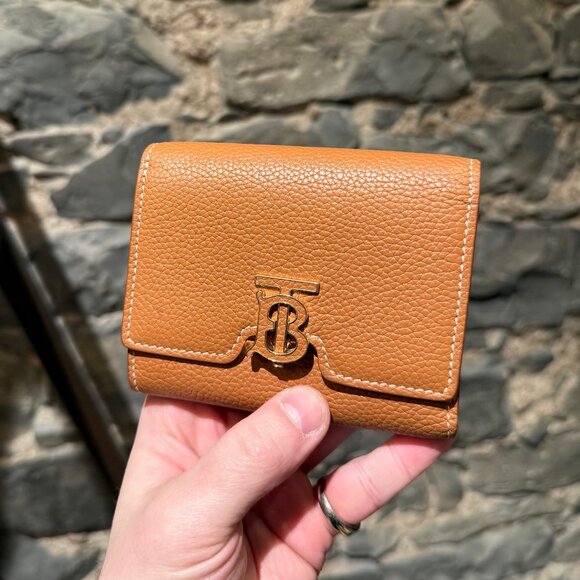 Burberry TB Compact Trifold Tan Grained Leather Wallet - Picture 8 of 16